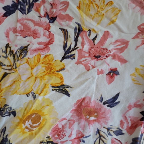 Boho Floral Lace Crochet Tank Top - Picture 5 of 7